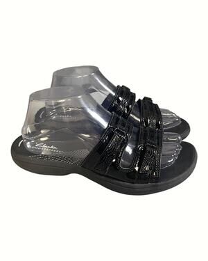 Clarks Cloudsteppers Women’s Size-8M Breeze Piper Black Patent Slip On Sandals
